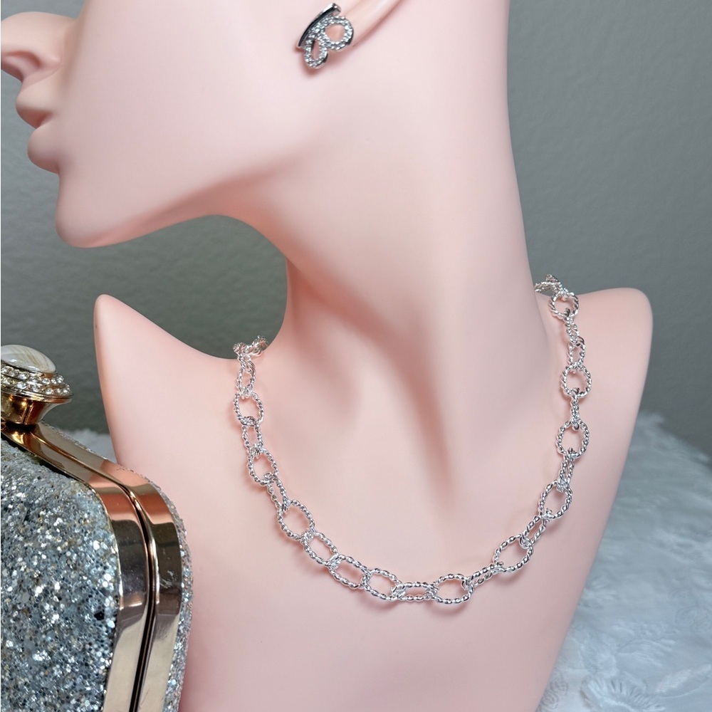 ⚜️❤️🔥 Elegant Silver Bold Chain Necklace - Picture 3 of 9
